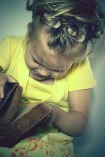 bambina lettura